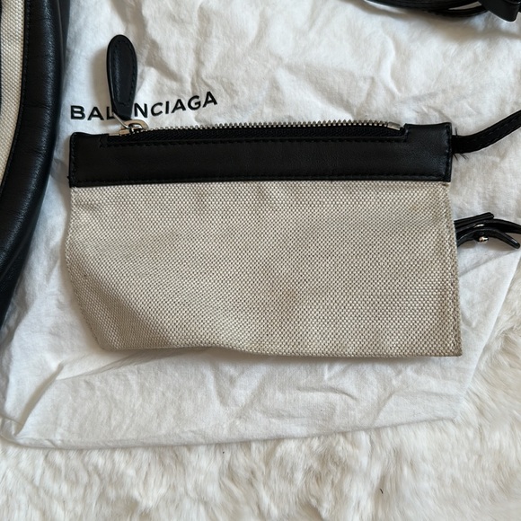 Balenciaga Navy Small Cabas Beige - Picture 12 of 12